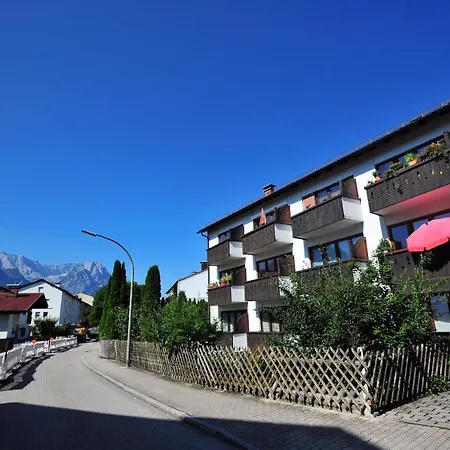 Apartment Hindenburg Str *
